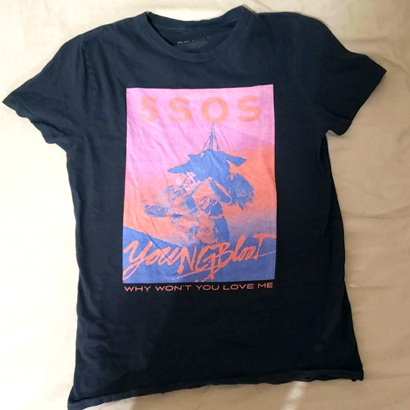 5 Seconds Of Summer Youngblood TShirt - Picture 1 of 3